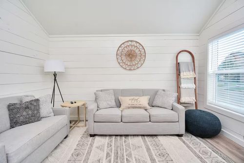 5324 Avenue L, Galveston, TX, 77551-4449 | Card Image