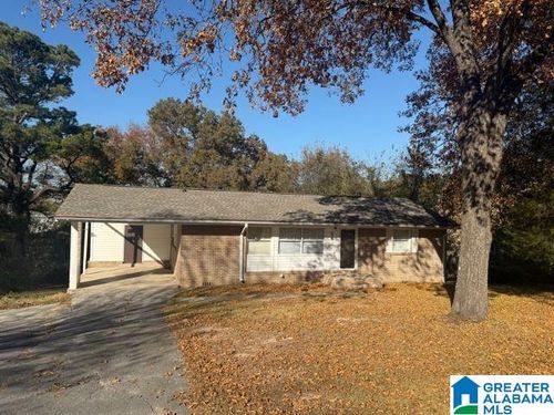 26 Dogwood Ln Nw, Center Point, AL, 35215-2035 | Card Image