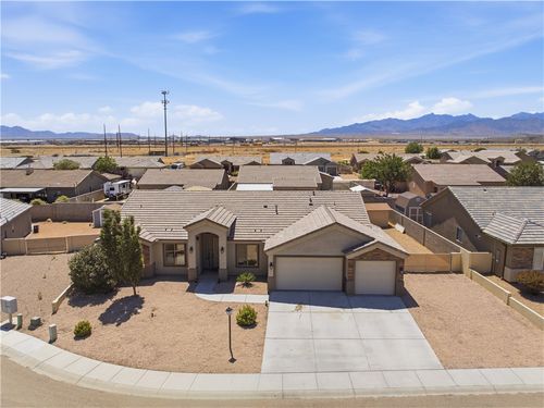 4204 N Stampede Rd, Kingman, AZ, 86401-7469 | Card Image