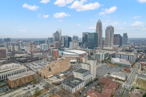 unit-709-505 E 6th St, Charlotte, NC, 28202-3115 | Card Image