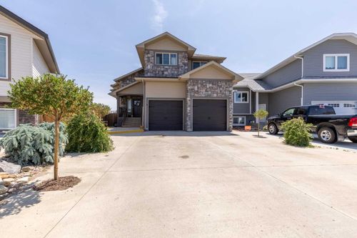 14 Westview Pl, Taber, AB, T1G0C8 | Card Image