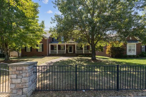 3061 Oxford Glen Dr, Franklin, TN, 37067-8585 | Card Image