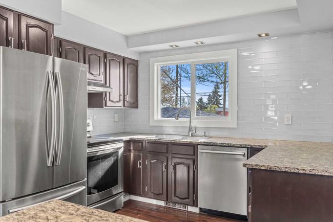 7424 Fleetwood Dr Se, House other with 4 bedrooms, 2 bathrooms and 4 parking in Calgary AB | Image 16