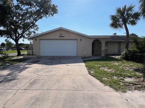 8621 Robilina Rd, PORT RICHEY, FL, 34668-5544 | Card Image