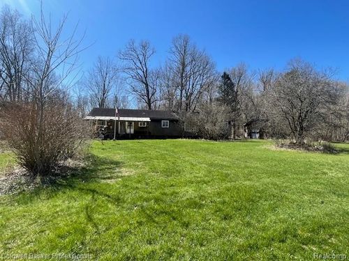 5447 Rensselear Dr, Lapeer, MI, 48446-9725 | Card Image