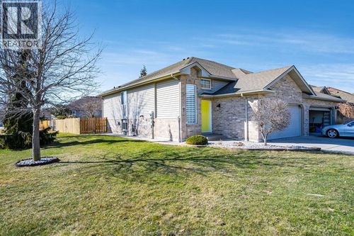 20 Normandy Ave, Kingsville, ON, N9Y4B4 | Card Image