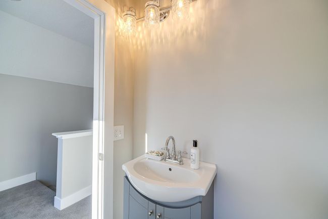 Bathroom-Upper-Level-2.jpg | Image 26