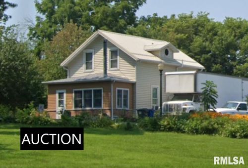 1102 Halstead St, Muscatine, IA, 52761-5007 | Card Image