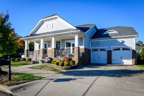 201 Cooper Ledge Cir, Franklin, TN, 37064-1471 | Card Image