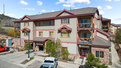 APT-1202 - 5519 Lillehammer Lane, Home with 2 bedrooms, 2 bathrooms and null parking in Park City UT | Image 3