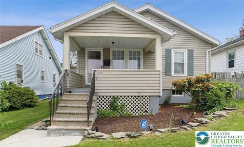 1711 W Union Blvd, BETHLEHEM, PA, 18018-3321 | Card Image