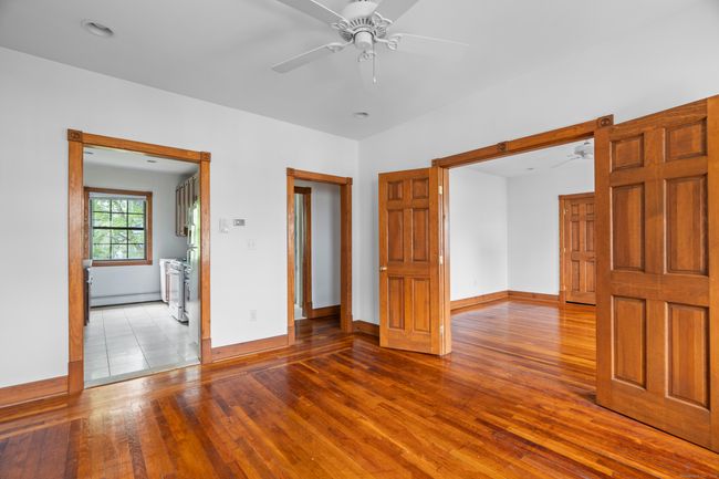 623 Whitney Ave, Home with 21 bedrooms, 13 bathrooms and 12 parking in New Haven CT | Image 6