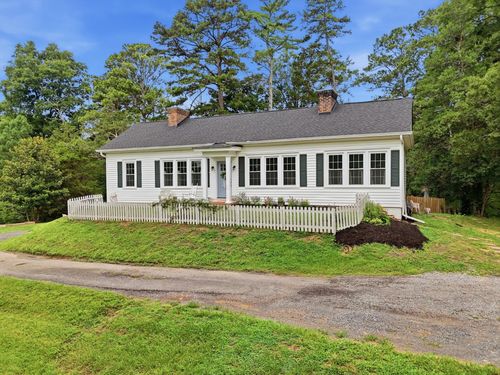 210 James Ave Nw, Cleveland, TN, 37311-1603 | Card Image