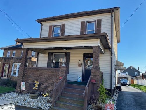 811 Loretta Ave, Toronto, OH, 43964-1363 | Card Image