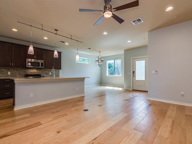 B - 4006 Valley View Rd, House other with 3 bedrooms, 3 bathrooms and null parking in Austin TX | Image 7