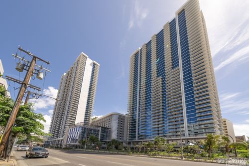 2803-1515 Liona St, Honolulu, HI, 96814-2442 | Card Image