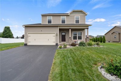 4803 Lepinske Farm Place, House other with 4 bedrooms, 2 bathrooms and null parking in Clay NY | Image 1