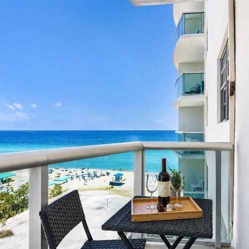 8b-3801 S Ocean Drive, HOLLYWOOD, FL, 33019 | Card Image