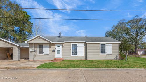 1307 Park Ave, New Iberia, LA, 70560-4801 | Card Image