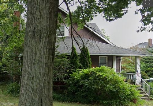 943 Worden Road, Wickliffe, OH, 44092 | Card Image