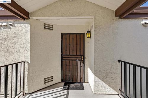 217-21117 Gary Dr, Hayward, CA, 94546-6146 | Card Image