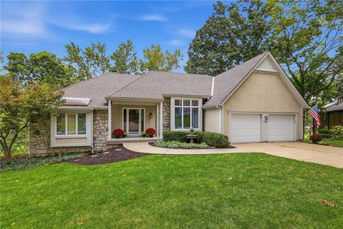 12637 Pawnee Ln, Leawood, KS, 66209-1447 | Card Image