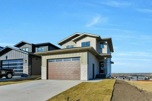 7 Vincent Gate, Sylvan Lake, AB, T4S0V7 | Card Image
