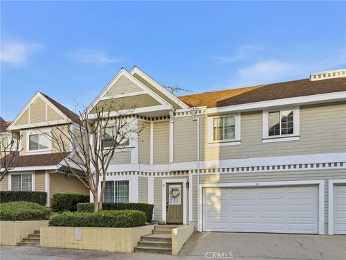 unit-6-13750 Hubbard St, Sylmar, CA, 91342-7441 | Card Image