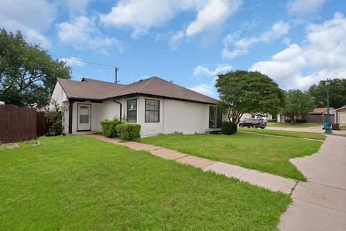 6080 Dooley Dr, The Colony, TX, 75056-1509 | Card Image