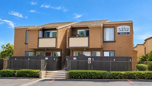 286-5252 Balboa Arms Dr, San Diego, CA, 92117-4916 | Card Image