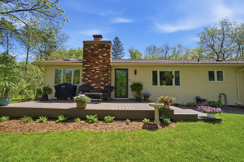 1201 Old Plank Rd, Milford, MI, 48381-2943 | Card Image