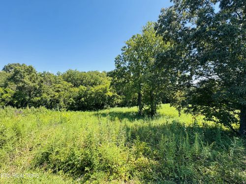 2102 Kings View Loop, Seymour, TN, 37865-4485 | Card Image