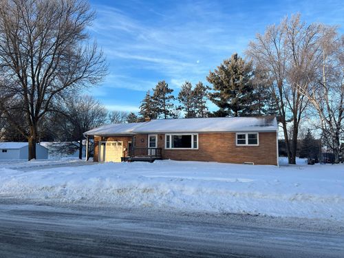 801 5th St Ne, Staples, MN, 56479-2207 | Card Image