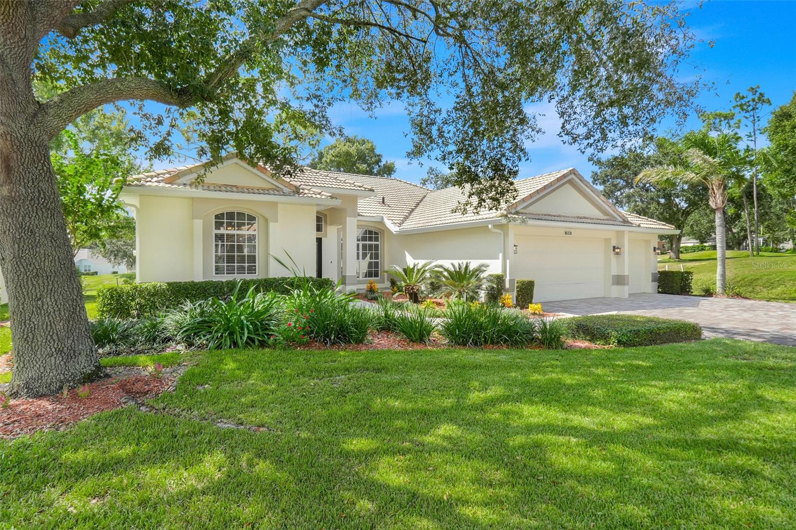 Residential in CLERMONT 4