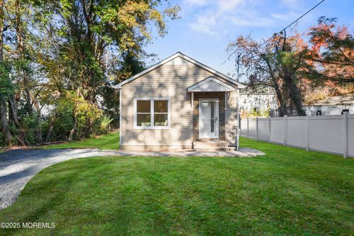 188 Texas Rd, Morganville, NJ, 07751-4117 | Card Image