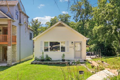 21279 W Shady Ln, Lake Zurich, IL, 60047-8717 | Card Image