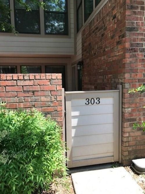 303-18240 Midway Road, Dallas, TX, 75287 | Card Image