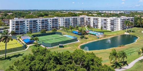 305-800 S Hollybrook Dr, Pembroke Pines, FL, 33025-4031 | Card Image