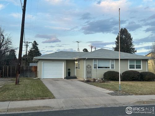401 Crescent Dr, Loveland, CO, 80538-3934 | Card Image