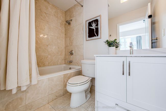 416 - 1 Bedford Rd, Condo with 2 bedrooms, 2 bathrooms and null parking in Toronto ON | Image 21