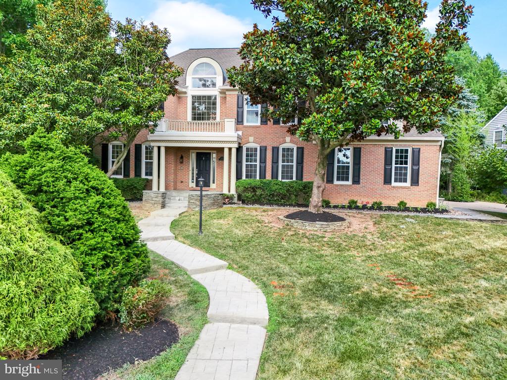 Peach Ct, Fairfax Station, VA 22039