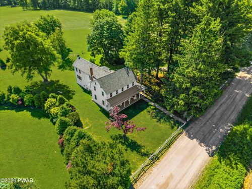 127 Valley View Rd, Greentown, PA, 18426-4430 | Card Image