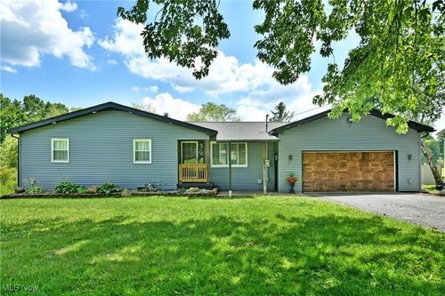 5794 Merwin Chase Rd, Brookfield, OH, 44403-9763 | Card Image
