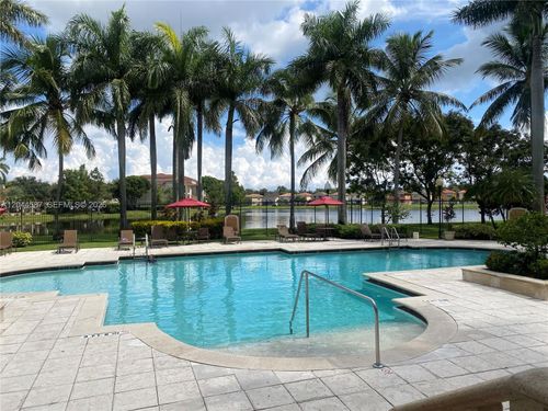 303-4081 San Marino Blvd, West Palm Beach, FL, 33409-8616 | Card Image