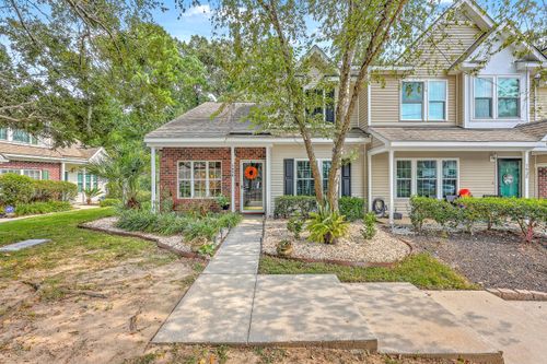 7930 Shadow Oak Dr, North Charleston, SC, 29406-9573 | Card Image