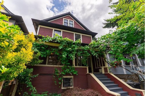 2110 Alberta St, Vancouver, BC, V5Y3K3 | Card Image