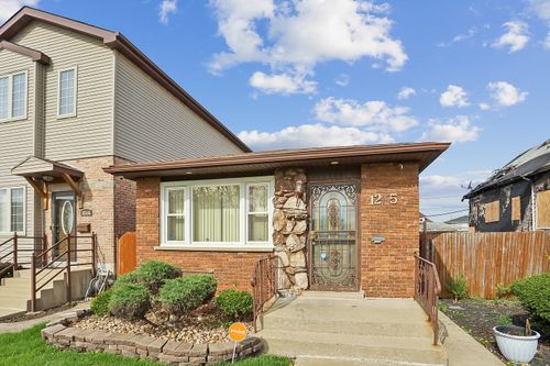12154 S Justine Street, Chicago, IL, 60643 | Card Image