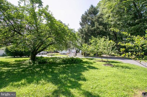 144 Poplar Rd, BOYERTOWN, PA, 19512-8199 | Card Image