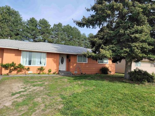 775 S 4th Ave, Other, WA, 99344 | Card Image