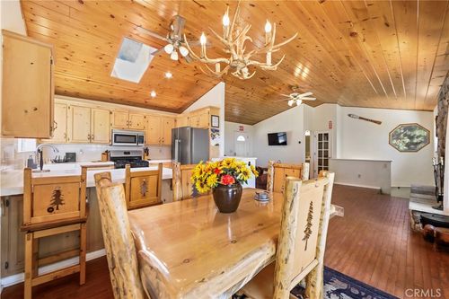 31505 Circle View Dr, Running Springs, CA, 92382-7434 | Card Image